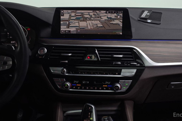 2020 BMW 5 серии с пробегом 135 827 км