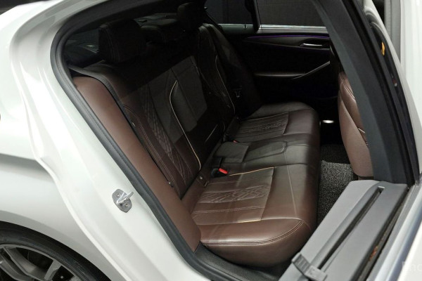 2019 BMW 5 серии с пробегом 99 440 км