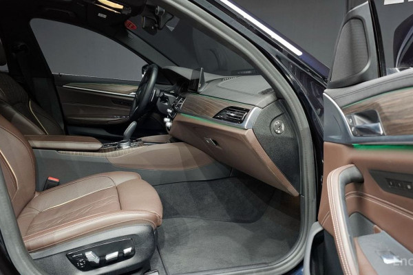 2019 BMW 5 серии с пробегом 40 122 км