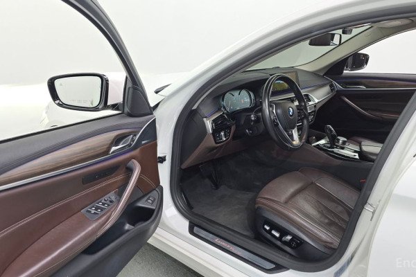 2018 BMW 5 серии с пробегом 98 335 км