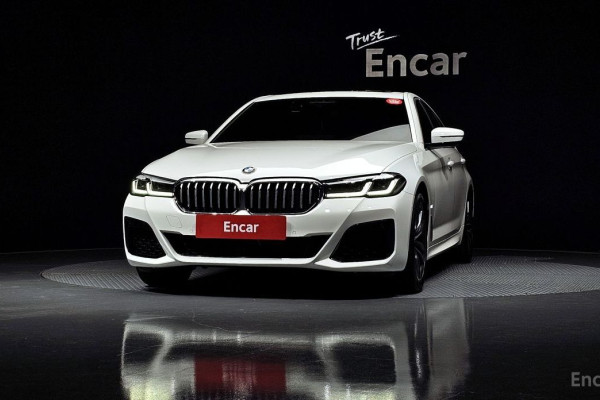 2021 BMW 5 серии с пробегом 128 493 км