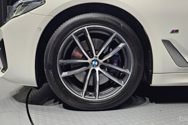 2021 BMW 5 серии с пробегом 128 493 км