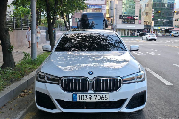 2021 BMW 5 серии с пробегом 66 090 км