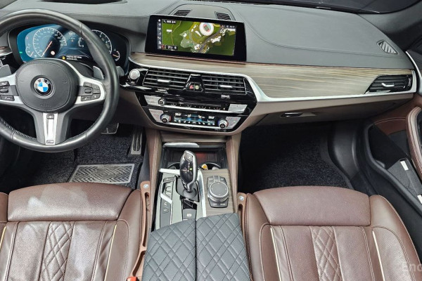 2019 BMW 5 серии с пробегом 106 547 км