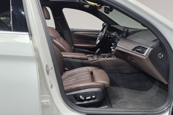 2018 BMW 5 серии с пробегом 65 031 км