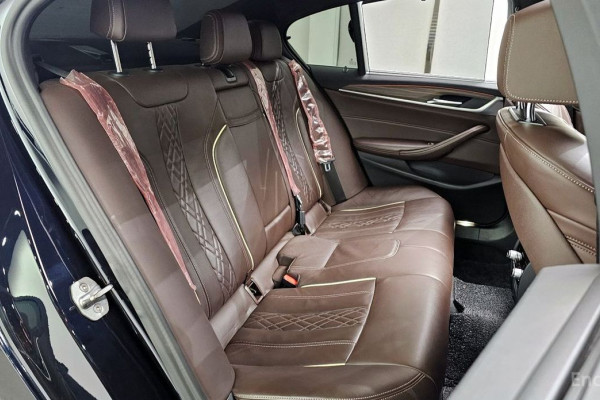 2019 BMW 5 серии с пробегом 106 547 км