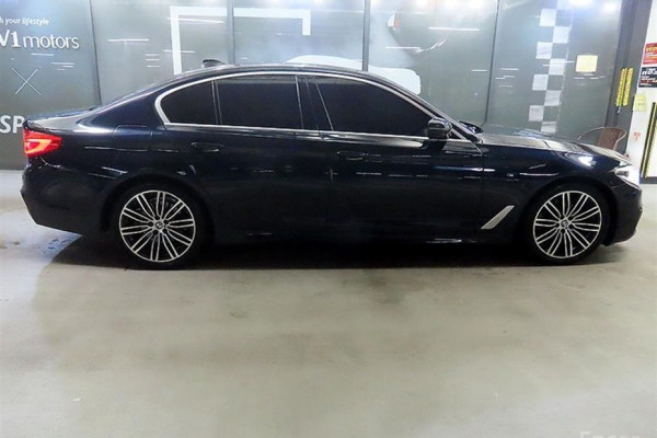 2020 BMW 5 серии с пробегом 80 218 км