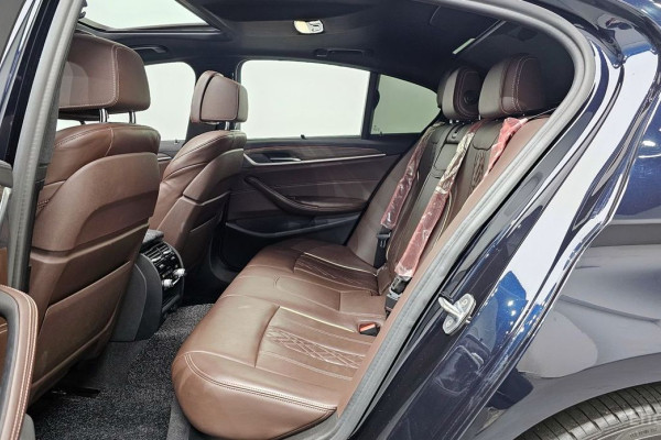 2019 BMW 5 серии с пробегом 106 547 км