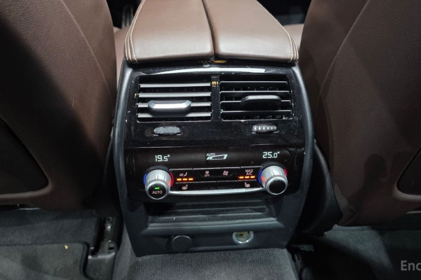 2018 BMW 5 серии с пробегом 65 031 км