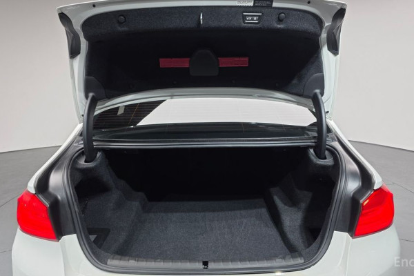 2018 BMW 5 серии с пробегом 65 031 км