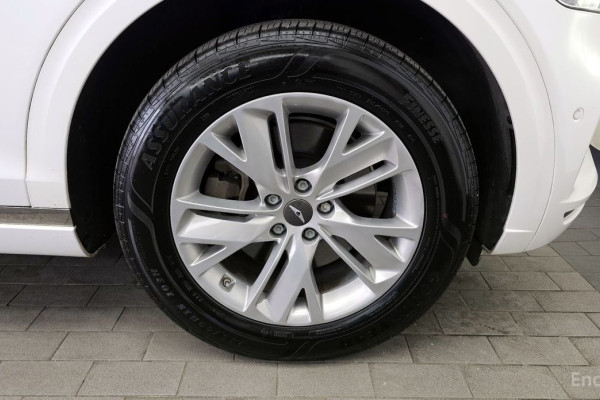 2021 Genesis GV70 с пробегом 73 036 км