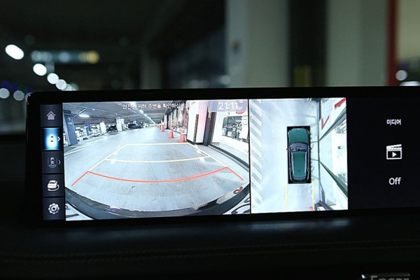 2021 Genesis GV70 с пробегом 89 225 км