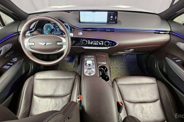2021 Genesis GV70 с пробегом 73 036 км
