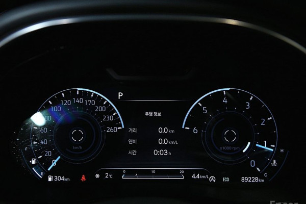 2021 Genesis GV70 с пробегом 89 225 км