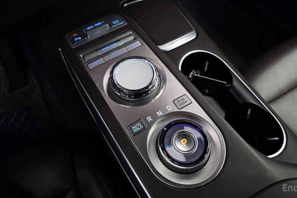 2021 Genesis GV70 с пробегом 73 036 км