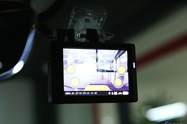 2021 Genesis GV70 с пробегом 89 225 км