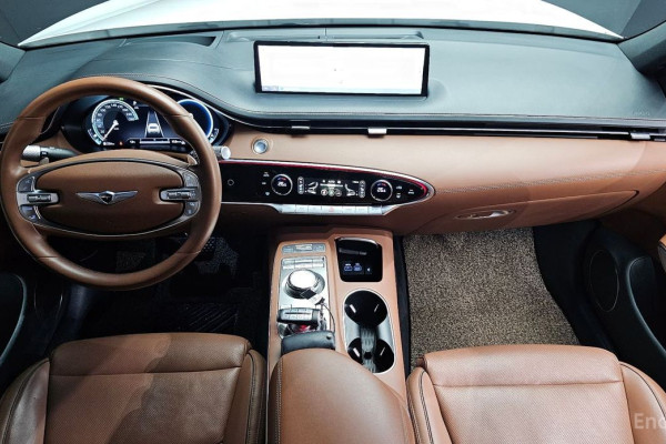 2021 Genesis GV70 с пробегом 92 825 км