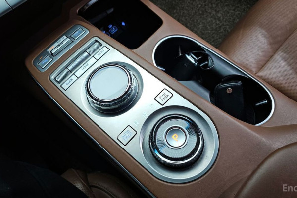 2021 Genesis GV70 с пробегом 92 825 км