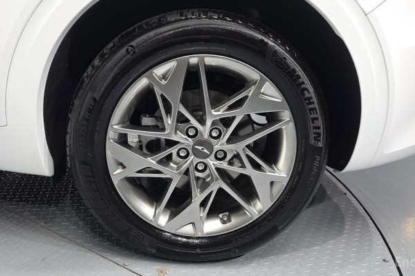 2021 Genesis GV70 с пробегом 20 078 км