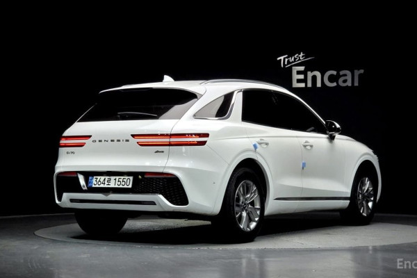 2021 Genesis GV70 с пробегом 51 600 км