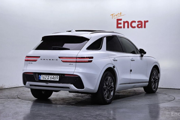 2021 Genesis GV70 с пробегом 91 078 км