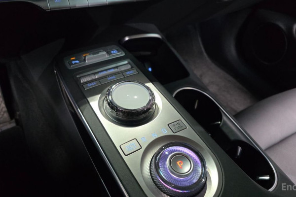 2021 Genesis GV70 с пробегом 51 600 км