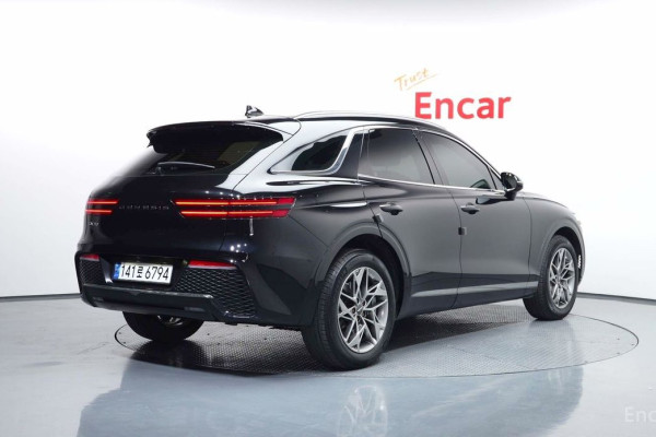 2022 Genesis GV70 с пробегом 64 216 км