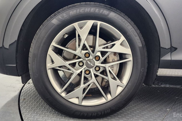 2022 Genesis GV70 с пробегом 64 216 км