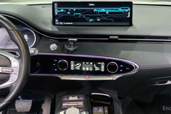 2021 Genesis GV70 с пробегом 51 600 км