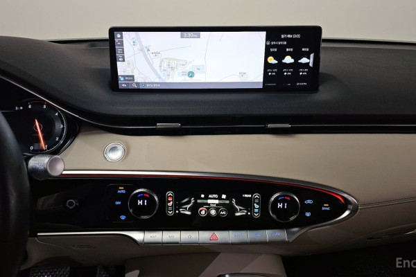 2021 Genesis GV70 с пробегом 90 867 км