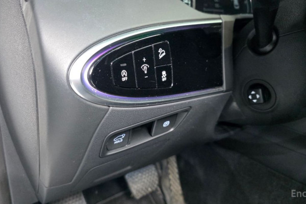 2021 Genesis GV70 с пробегом 51 600 км