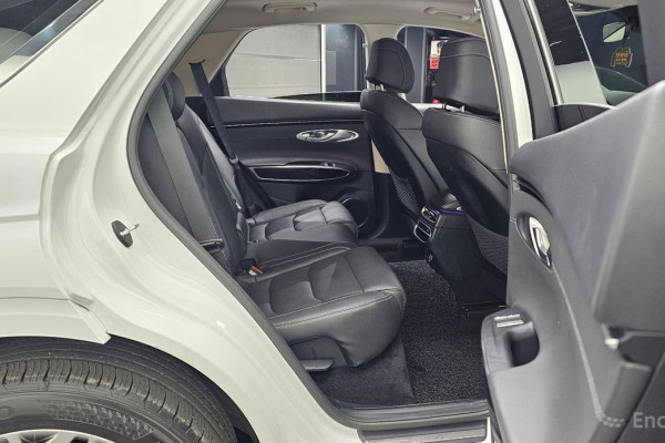 2021 Genesis GV70 с пробегом 91 078 км