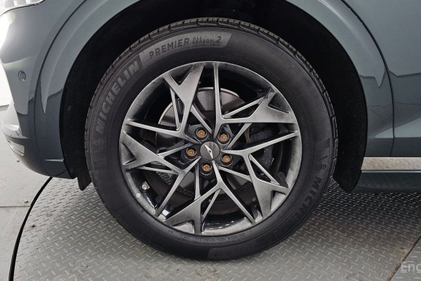 2021 Genesis GV70 с пробегом 93 634 км