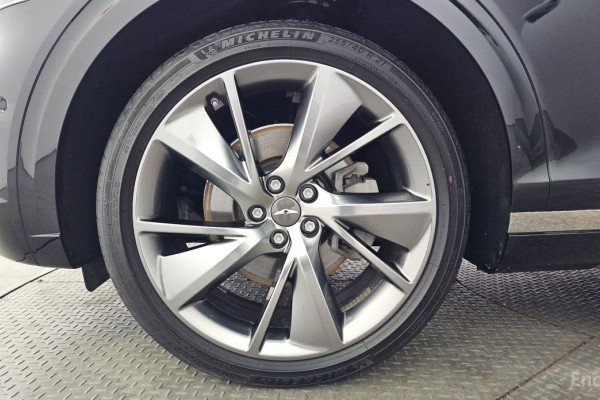 2021 Genesis GV70 с пробегом 72 140 км