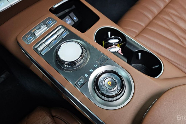 2021 Genesis GV70 с пробегом 91 407 км