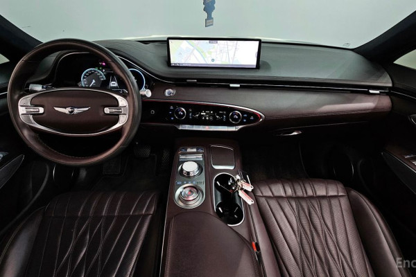 2021 Genesis GV70 с пробегом 50 432 км