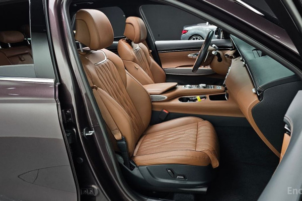 2021 Genesis GV70 с пробегом 91 407 км