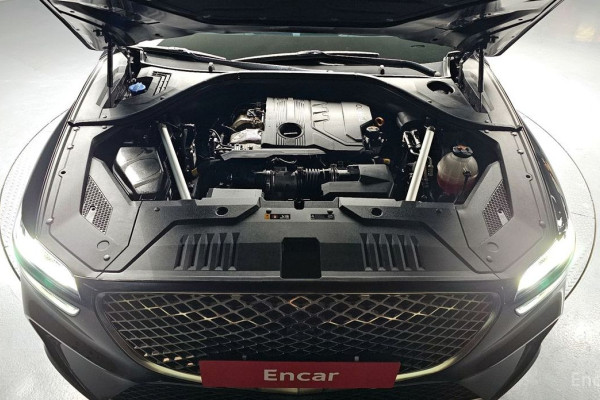 2021 Genesis GV70 с пробегом 70 289 км