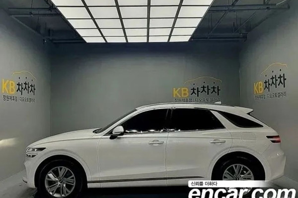 2022 Genesis GV70 с пробегом 35 067 км