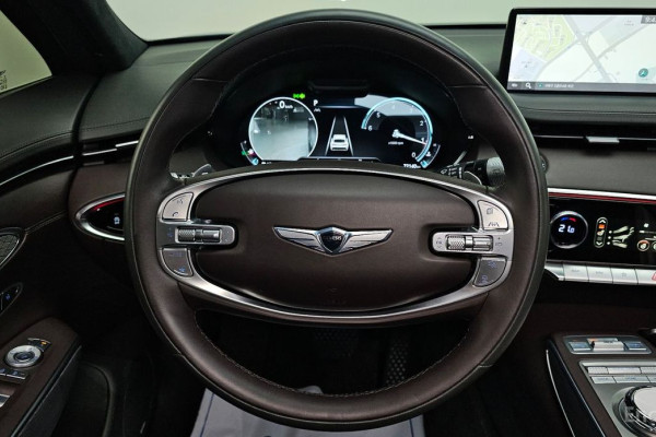 2021 Genesis GV70 с пробегом 72 140 км