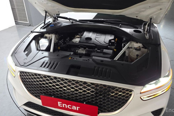 2021 Genesis GV70 с пробегом 80 411 км