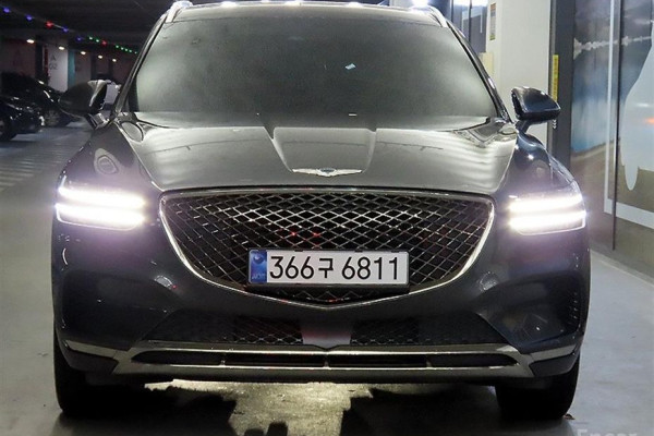 2021 Genesis GV70 с пробегом 15 409 км
