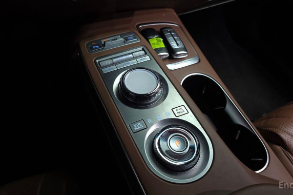 2021 Genesis GV70 с пробегом 80 411 км