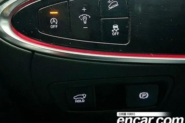 2022 Genesis GV70 с пробегом 35 067 км