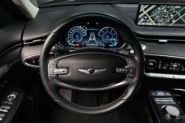 2021 Genesis GV70 с пробегом 70 289 км