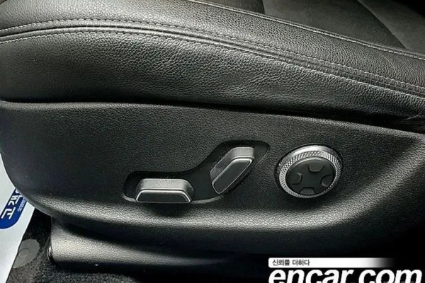 2022 Genesis GV70 с пробегом 35 067 км