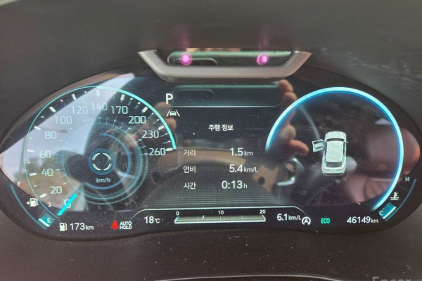 2021 Genesis GV70 с пробегом 46 147 км