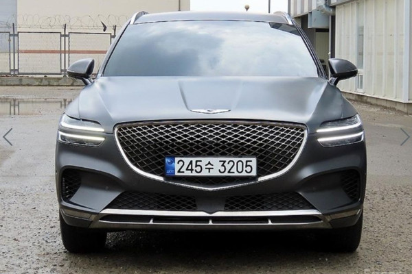 2021 Genesis GV70 с пробегом 56 614 км