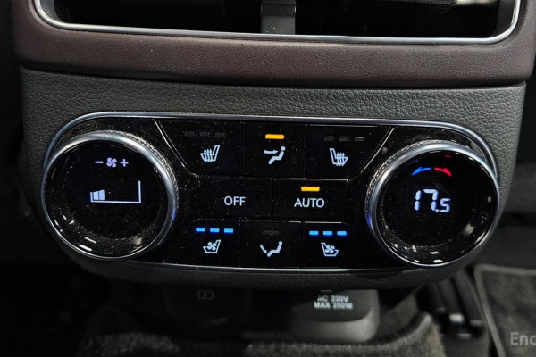 2021 Genesis GV70 с пробегом 50 432 км