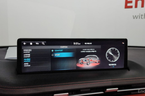 2022 Genesis GV70 с пробегом 68 645 км